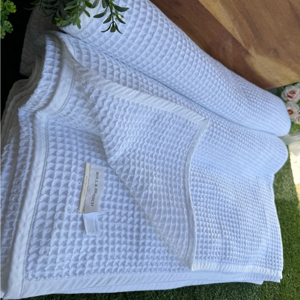 BOLL & BRANCH Waffle Organic Cotton Blanket White Waffle size Full/ Queen